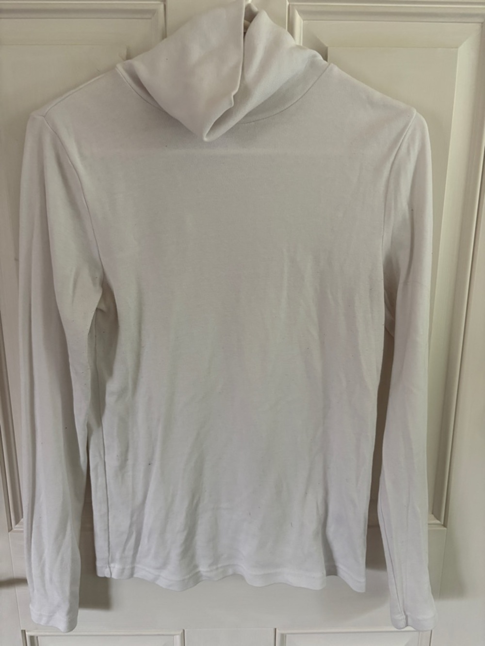 Women's White Turtleneck Long-Sleeve